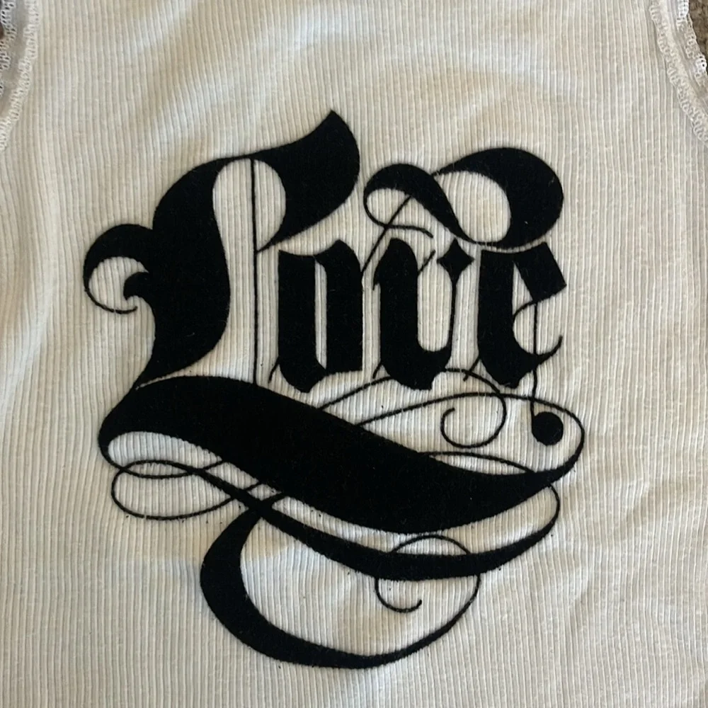 Vintage Michael Stars white wife beater with lace trim "love" One Size - Picture 4 of 5